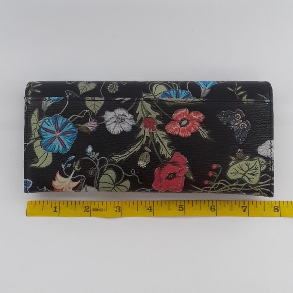 New in box 100% authentic Gucci wallet 274419 - Picture 3 of 8